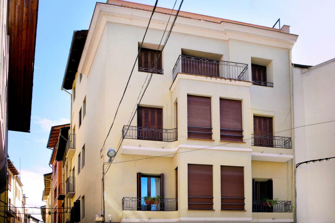 Cal Sisquet - Lola Apartment La Seu d'Urgell Ngoại thất bức ảnh